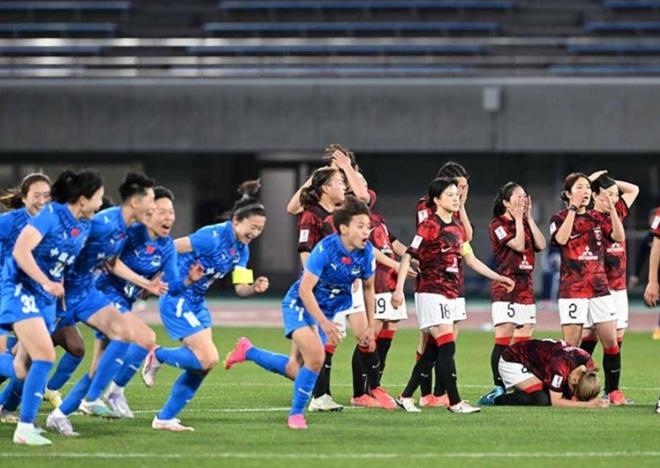 武漢女足2-23射門晉級(jí)亞冠四強(qiáng)，門將119分鐘撲救兩球！