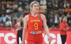 國際籃聯(lián)，中國女籃戰(zhàn)亞洲第三，李夢離場顯神秘之舉。